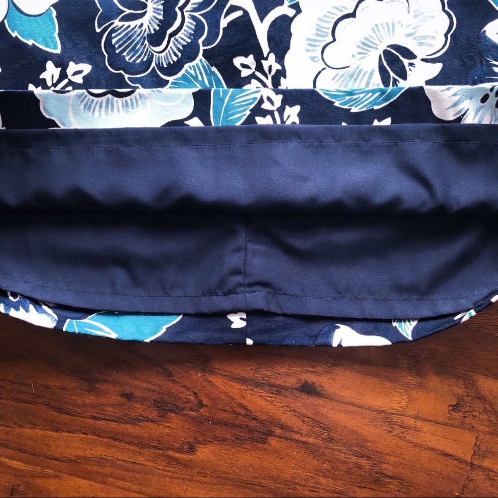 SOLD | LOFT | Floral Skirt - Picture 3 of 7
